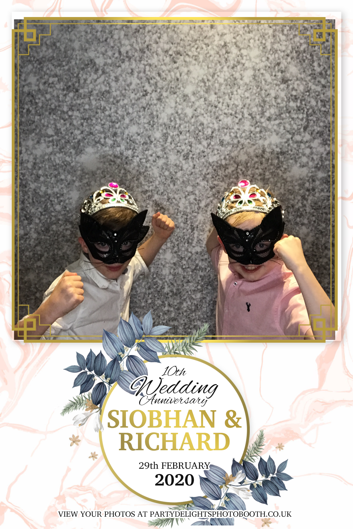 Siobhan and Richards Vow renewal  | View more photos from the event at gallery.partydelightsphotobooth.co.uk/u/PartyDelightsPhotoBooth/Siobhan-and-Richards-Vow-renewal